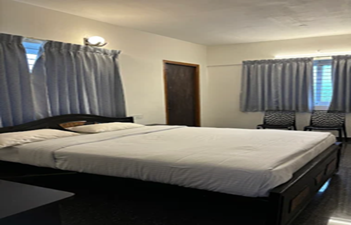 1 x Deluxe Room